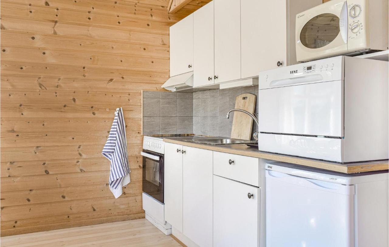 Amazing Home In Vallavik With House Sea View Vangsbygd Exteriör bild